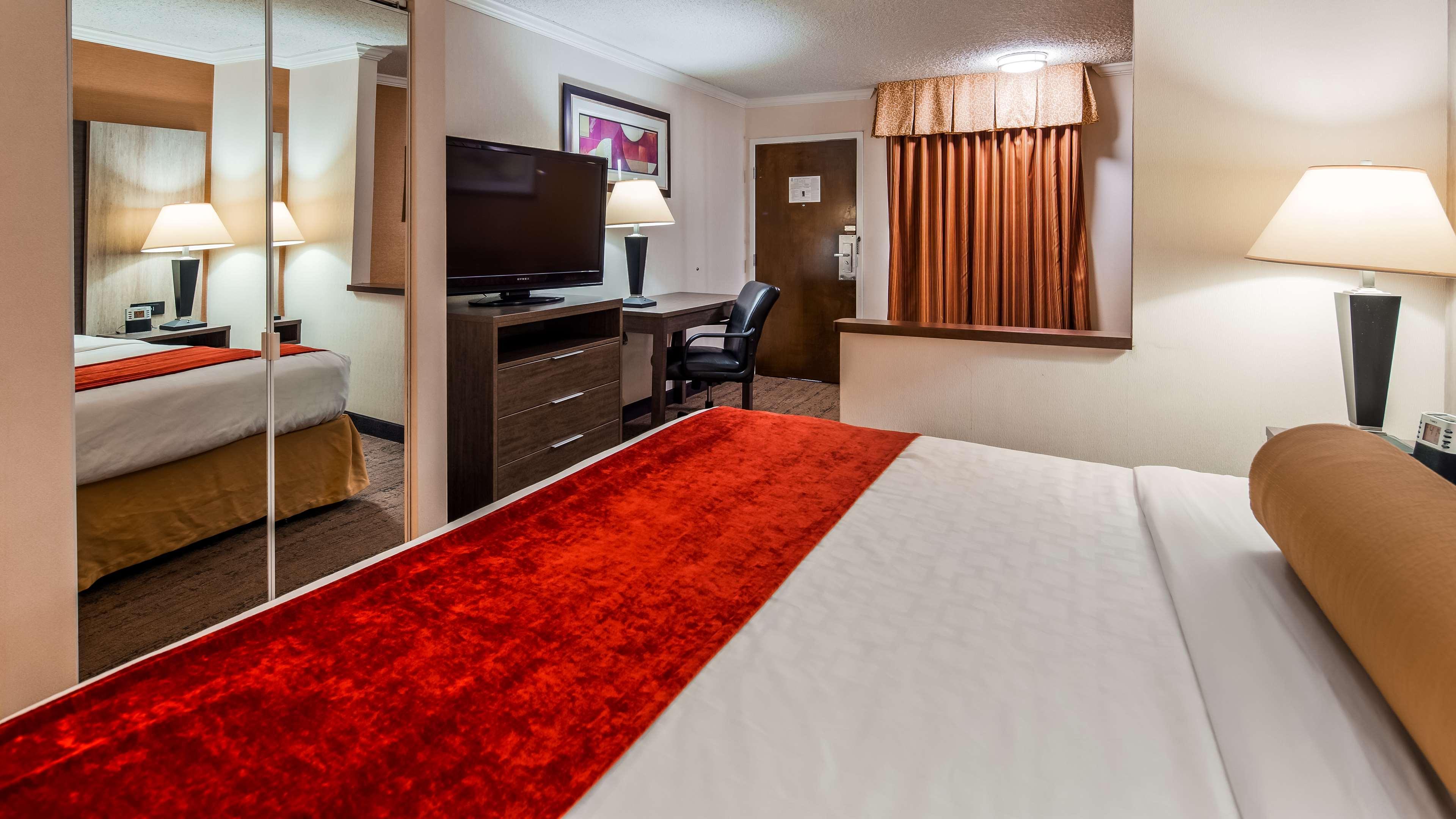Best Western PLUS Galleria Inn&Suites Cheektowaga Exterior foto